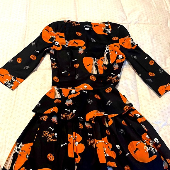 Collectif Dresses & Skirts - Collectif Jasmine hocus locus top and swing skirt Nwt pinup Halloween skull